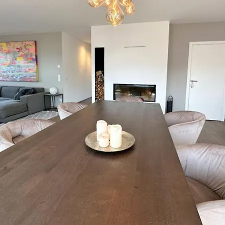 아파트 3 Schlafzimmer Mit Parkplatz